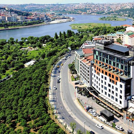 Moevenpick Istanbul Hotel Golden Horn Eksteriør billede The Bosphorus University campus