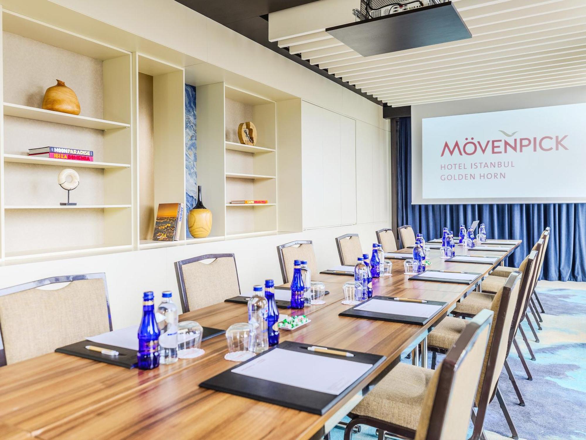 Moevenpick Istanbul Hotel Golden Horn Eksteriør billede Meeting room