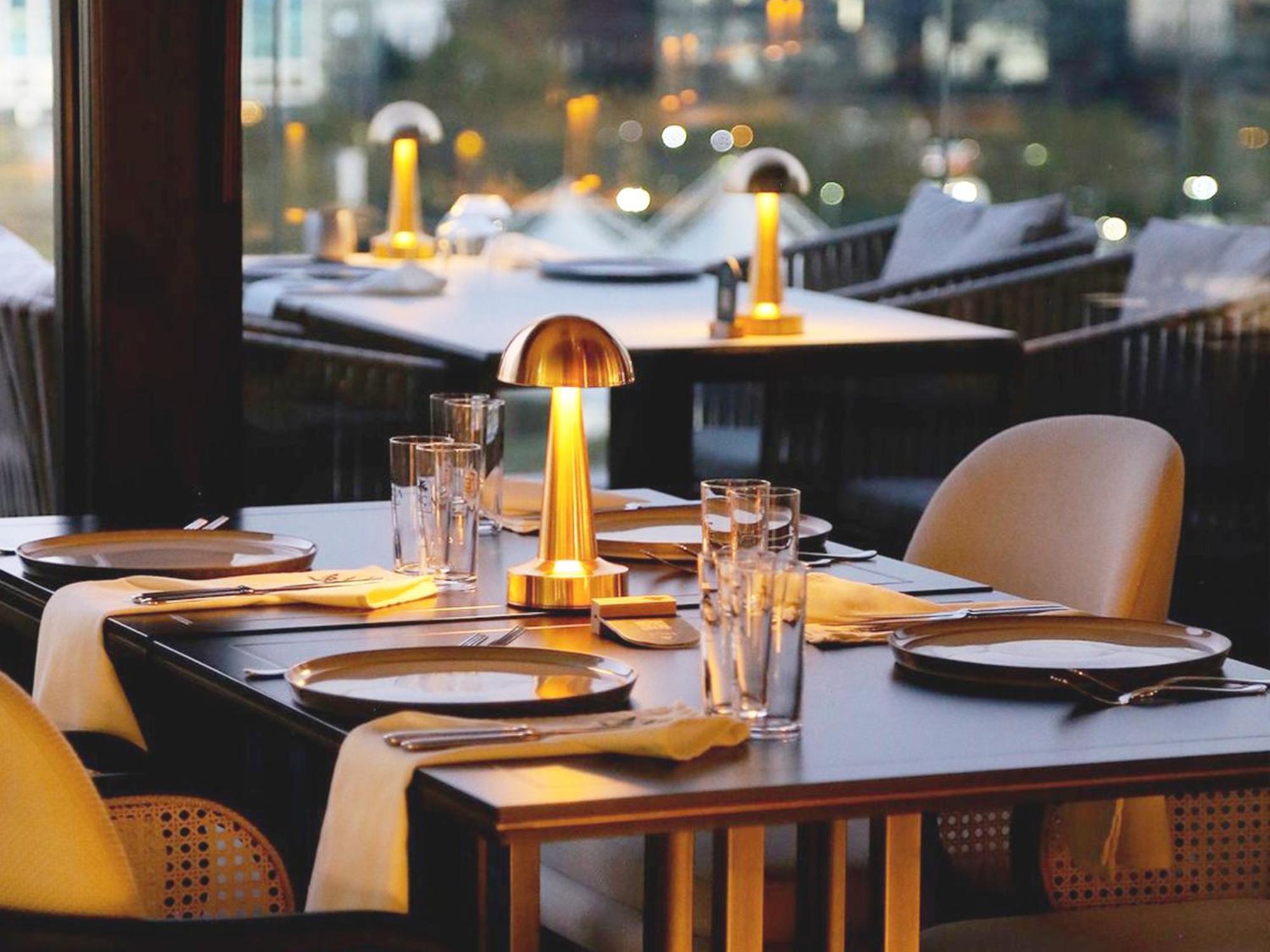 Moevenpick Istanbul Hotel Golden Horn Eksteriør billede Restaurant